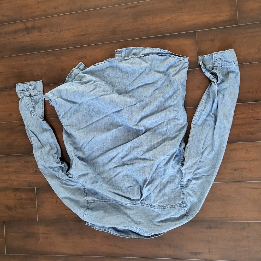 Old Navy Denim button up XSmall - Picture 6 of 6